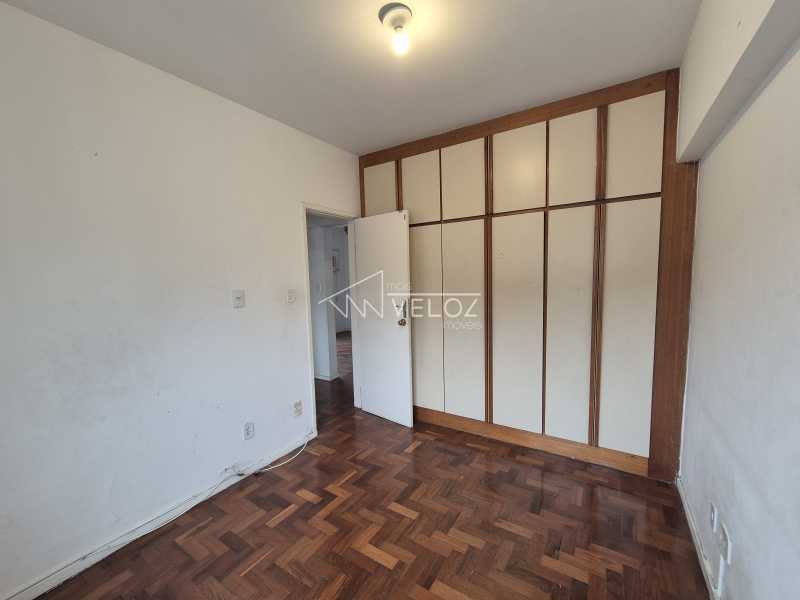 Apartamento à venda com 2 quartos, 80m² - Foto 11