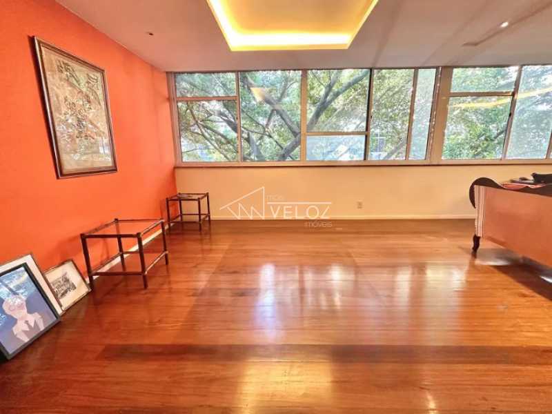 Apartamento, 3 quartos, 215 m² - Foto 1
