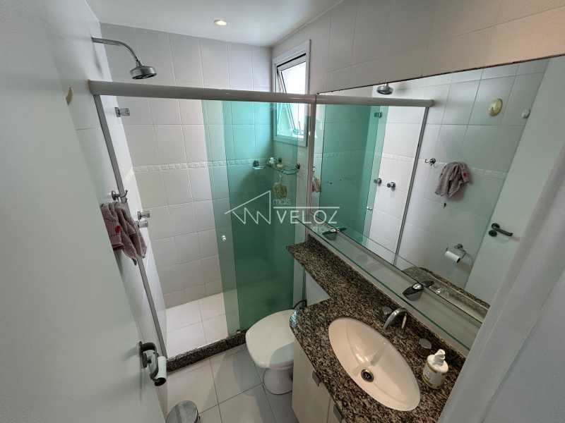 Apartamento à venda com 2 quartos, 62m² - Foto 12