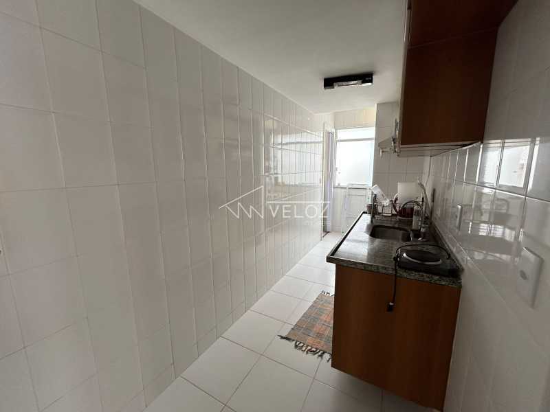 Apartamento à venda com 2 quartos, 62m² - Foto 17