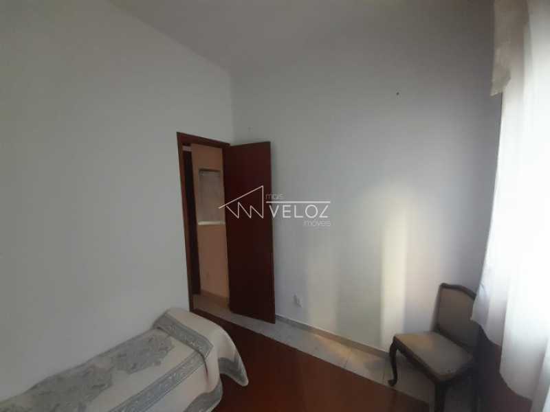 Apartamento à venda com 2 quartos, 70m² - Foto 10