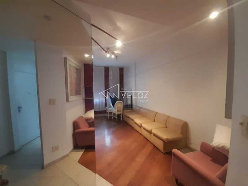 Apartamento à venda com 2 quartos, 70m² - Foto 5