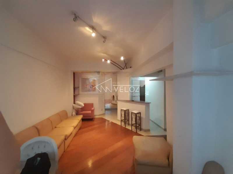 Apartamento à venda com 2 quartos, 70m² - Foto 3