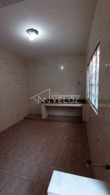 Casa de Vila à venda com 3 quartos, 130m² - Foto 11