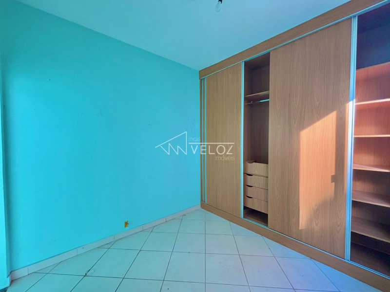 Apartamento à venda com 2 quartos, 75m² - Foto 6