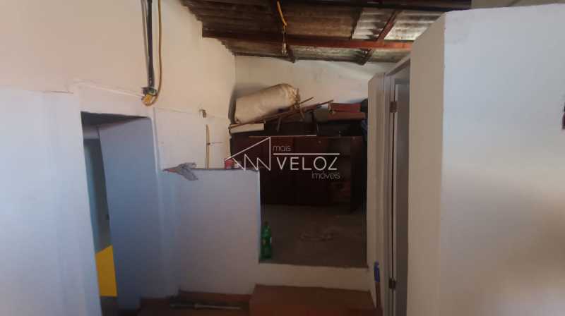 Casa à venda com 2 quartos, 98m² - Foto 28