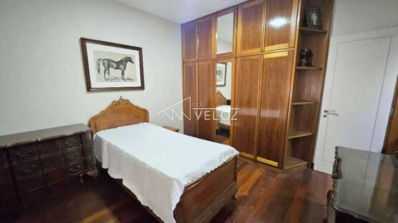 Apartamento à venda com 4 quartos, 244m² - Foto 7