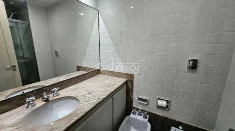 Apartamento à venda com 4 quartos, 244m² - Foto 13