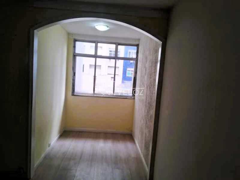 Apartamento à venda com 2 quartos, 95m² - Foto 7