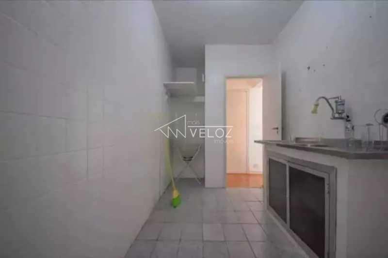 Apartamento à venda com 2 quartos, 65m² - Foto 9