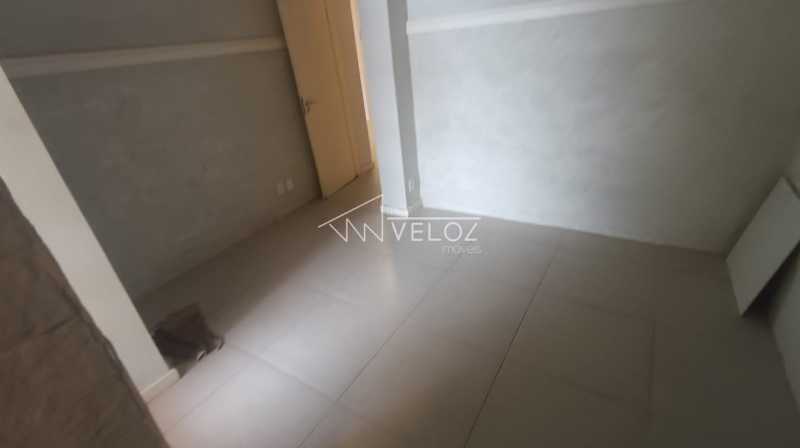 Casa à venda com 2 quartos, 98m² - Foto 12