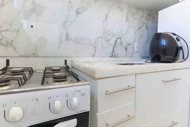 Apartamento à venda com 1 quarto, 53m² - Foto 11