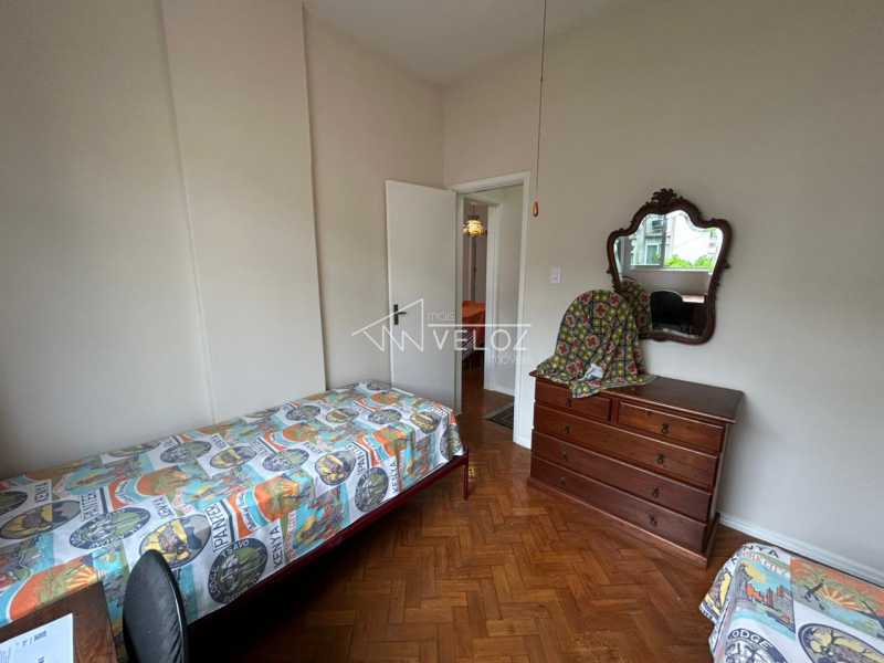 Apartamento à venda com 2 quartos, 80m² - Foto 11