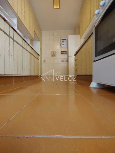 Apartamento à venda com 3 quartos, 115m² - Foto 23