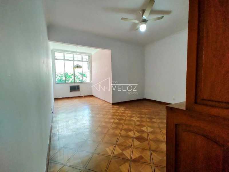 Apartamento à venda com 3 quartos, 115m² - Foto 1