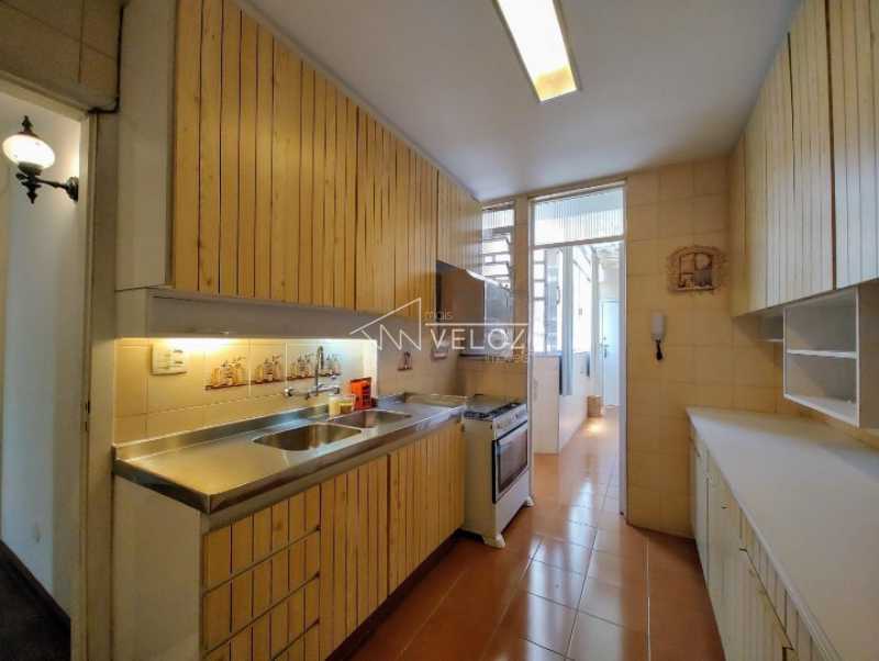 Apartamento à venda com 3 quartos, 115m² - Foto 22