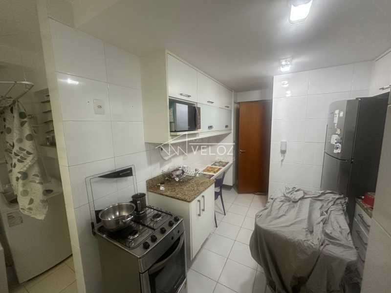 Apartamento à venda com 2 quartos, 78m² - Foto 6