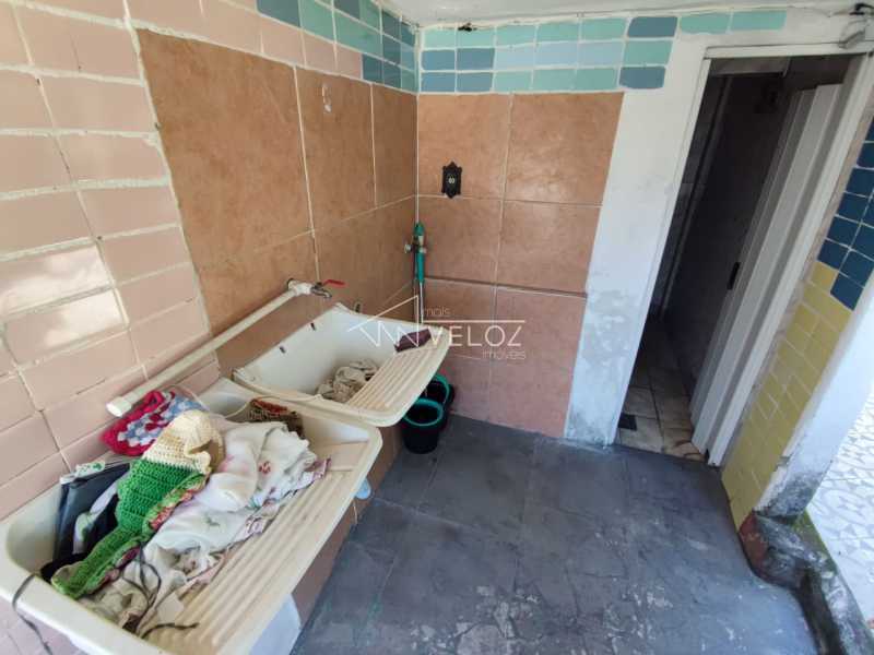 Casa à venda com 4 quartos, 120m² - Foto 27