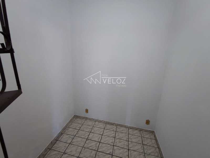 Casa à venda com 4 quartos, 120m² - Foto 2