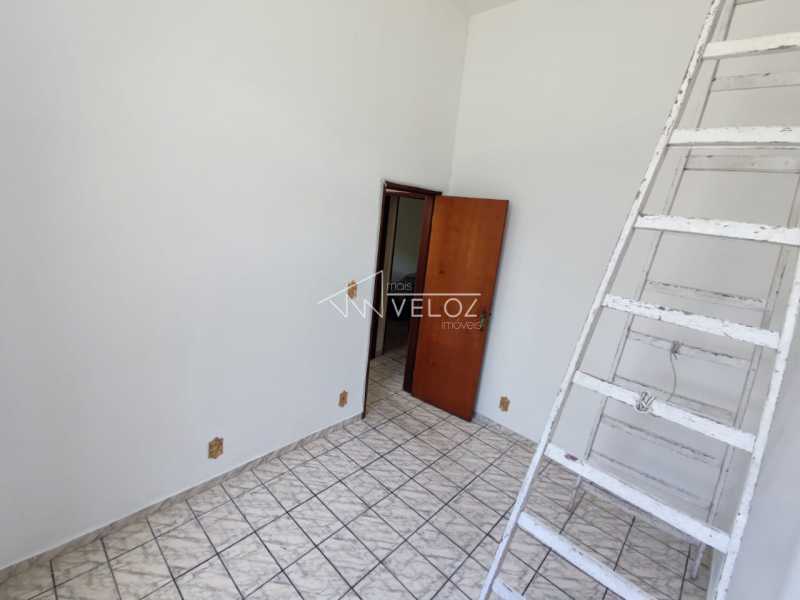 Casa à venda com 4 quartos, 120m² - Foto 9