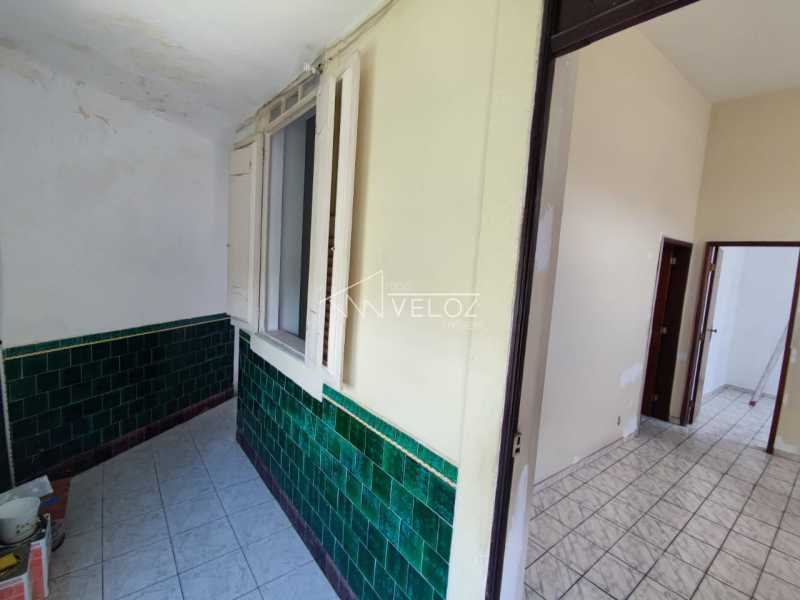 Casa à venda com 4 quartos, 120m² - Foto 28