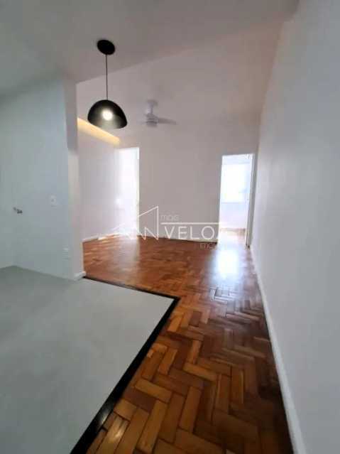 Apartamento à venda com 1 quarto, 39m² - Foto 1