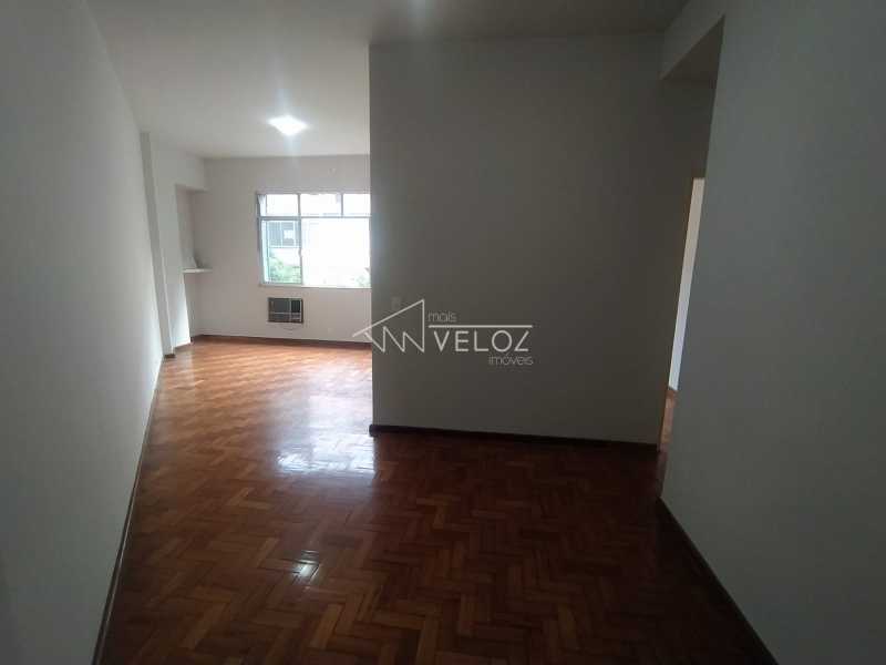 Apartamento à venda com 2 quartos, 65m² - Foto 5