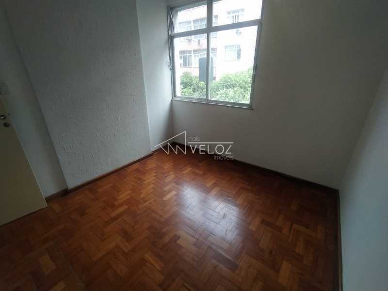 Apartamento à venda com 2 quartos, 65m² - Foto 10