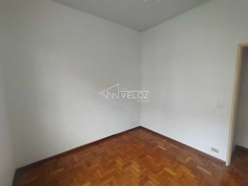 Apartamento à venda com 2 quartos, 65m² - Foto 12