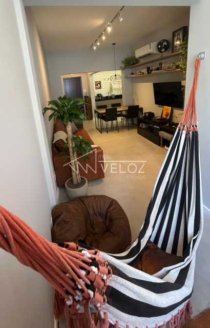 Apartamento à venda com 2 quartos, 78m² - Foto 2