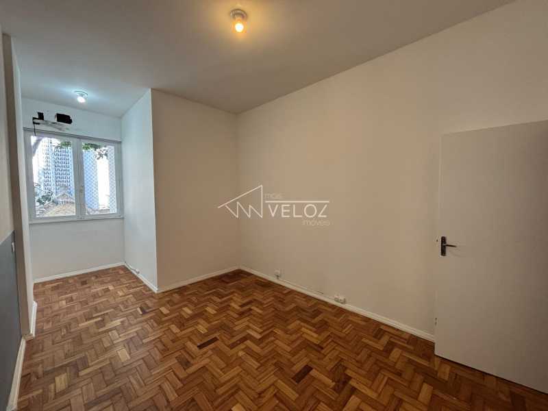 Apartamento à venda com 2 quartos, 66m² - Foto 7