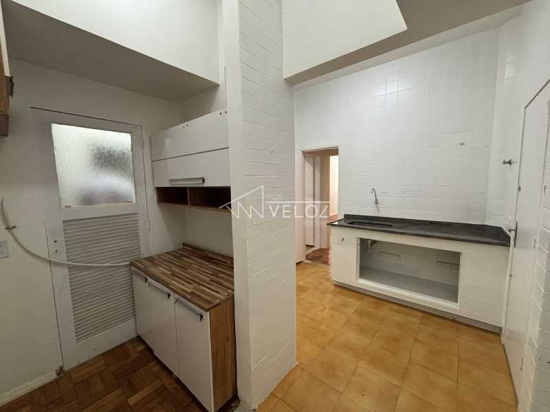 Apartamento à venda com 2 quartos, 66m² - Foto 17