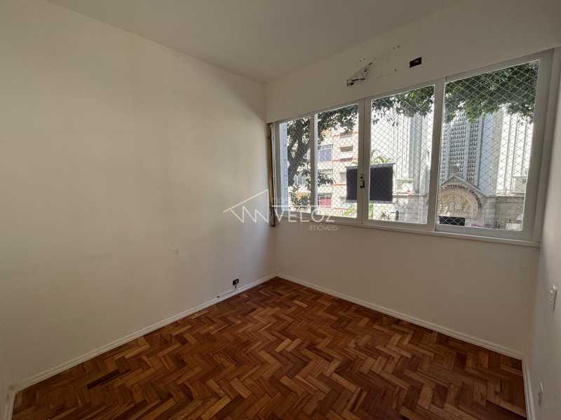 Apartamento à venda com 2 quartos, 66m² - Foto 9