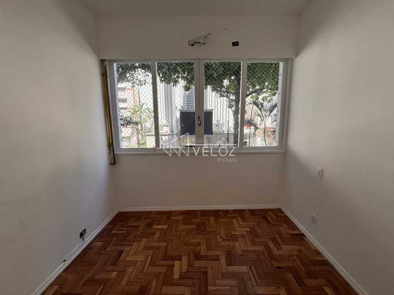 Apartamento à venda com 2 quartos, 66m² - Foto 8