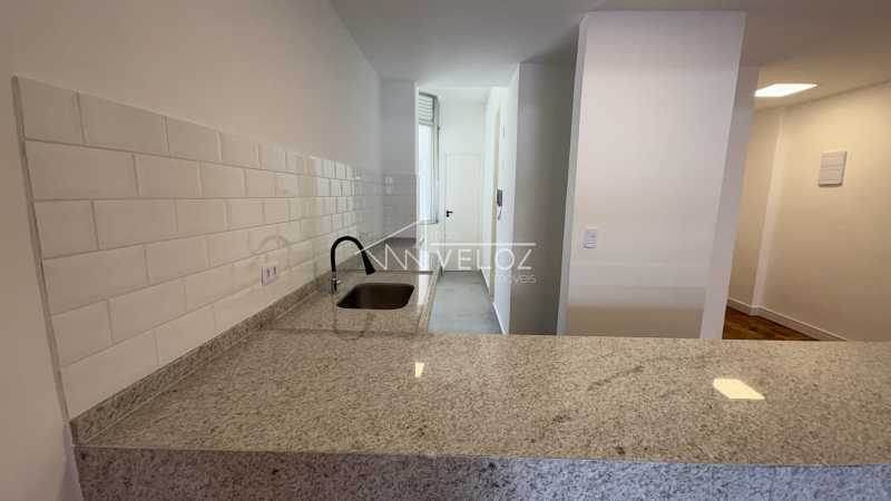 Apartamento à venda com 3 quartos, 131m² - Foto 7