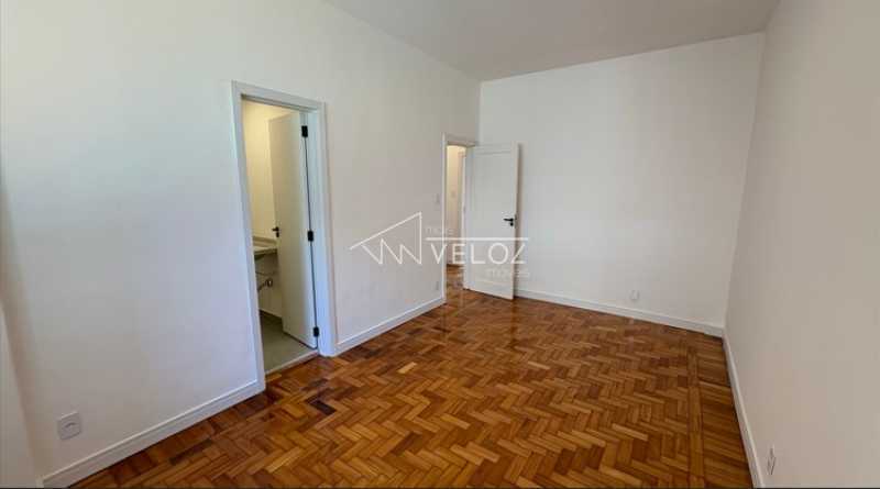 Apartamento à venda com 3 quartos, 131m² - Foto 11