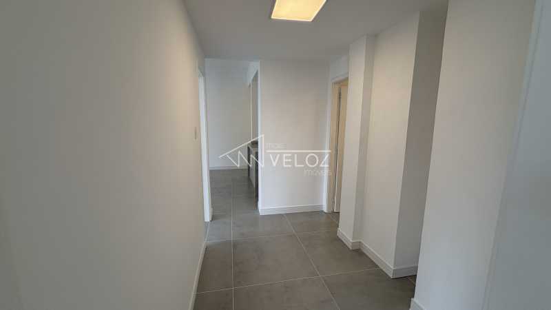 Apartamento à venda com 3 quartos, 116m² - Foto 13