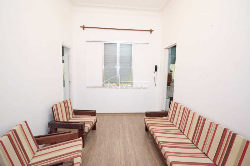 Apartamento à venda com 1 quarto, 28m² - Foto 1