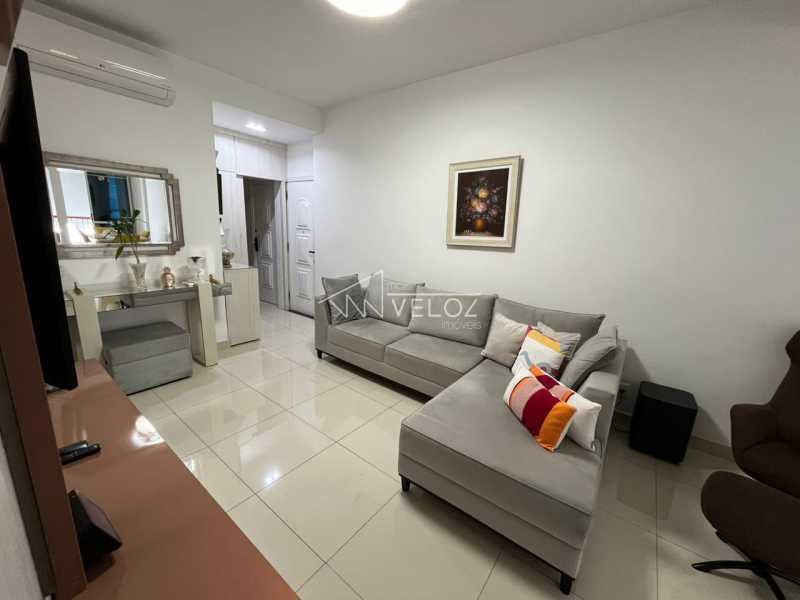 Apartamento à venda com 2 quartos, 76m² - Foto 8