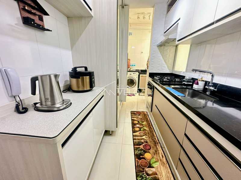 Apartamento à venda com 2 quartos, 76m² - Foto 23