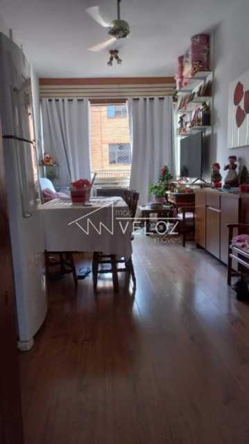 Apartamento à venda com 2 quartos, 65m² - Foto 1