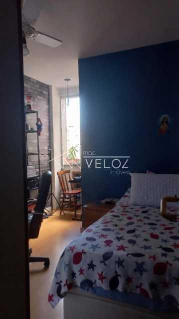 Apartamento à venda com 2 quartos, 65m² - Foto 4