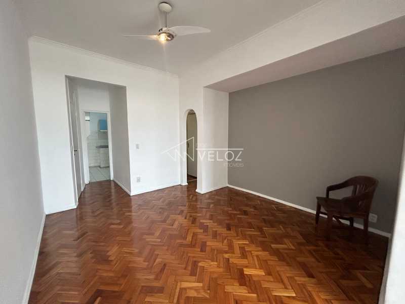 Apartamento à venda com 3 quartos, 96m² - Foto 4