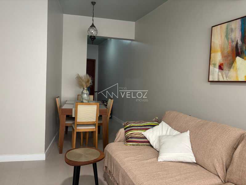 Apartamento à venda com 2 quartos, 71m² - Foto 4