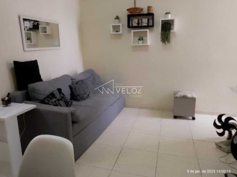 Apartamento à venda com 1 quarto, 39m² - Foto 2