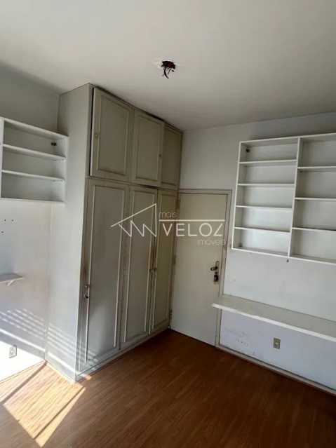 Apartamento à venda com 2 quartos, 65m² - Foto 3