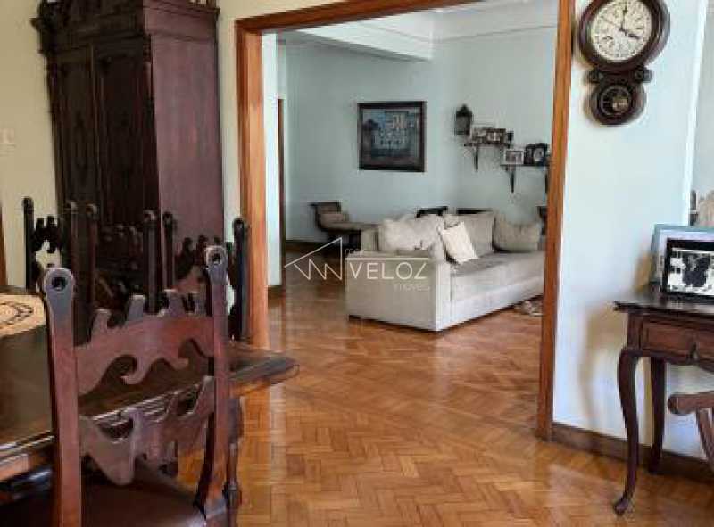 Apartamento à venda com 4 quartos, 220m² - Foto 5