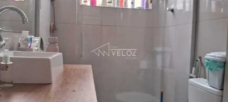 Apartamento à venda com 2 quartos, 64m² - Foto 20