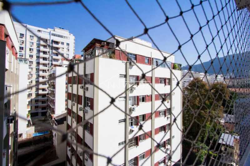 Apartamento à venda com 3 quartos, 116m² - Foto 4