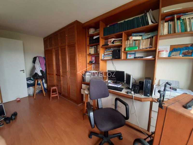 Apartamento à venda com 3 quartos, 230m² - Foto 6